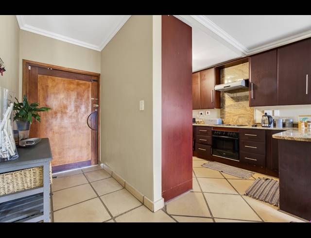 3 BEDROOM TOWNHOUSE FOR SALE IN CRAIGAVON